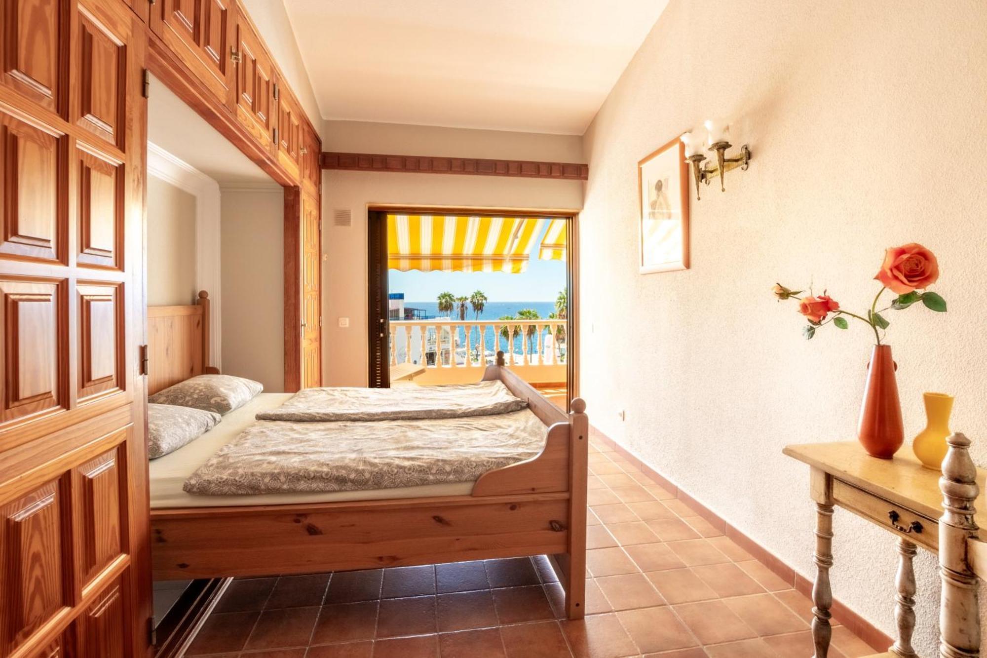 Club Atlantis Aparthotel Ocean View Costa Adeje Dış mekan fotoğraf