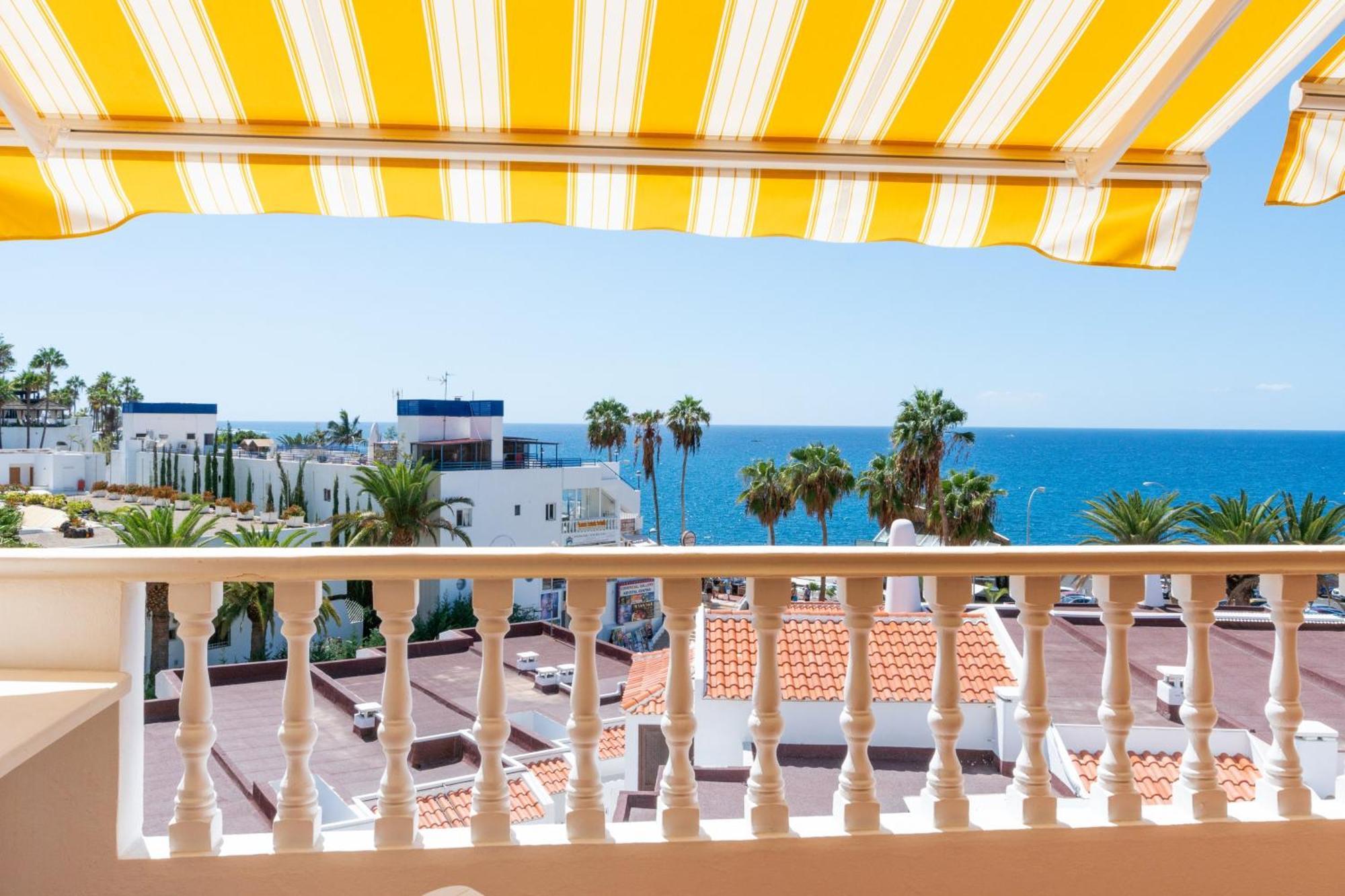 Club Atlantis Aparthotel Ocean View Costa Adeje Dış mekan fotoğraf