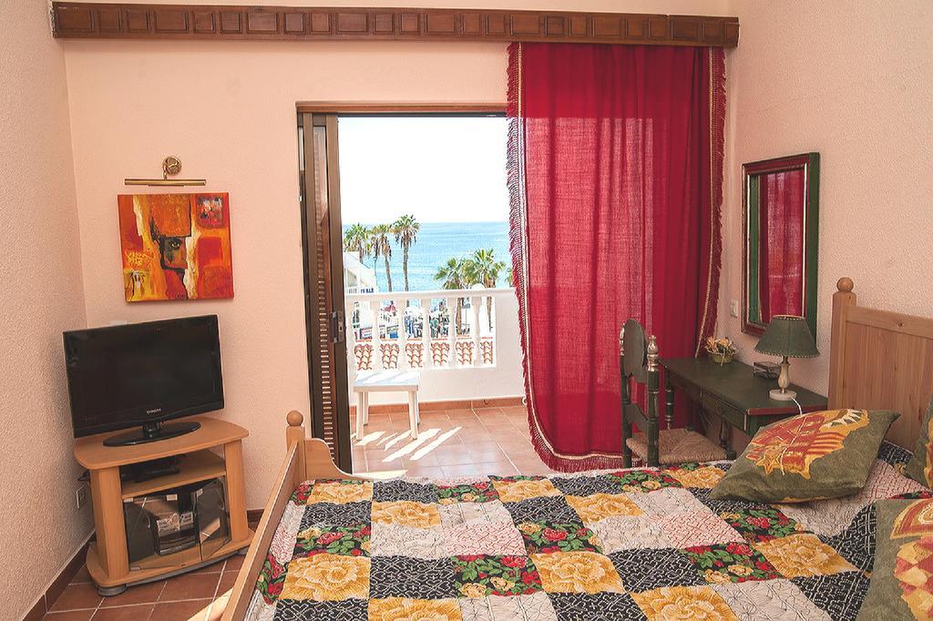 Club Atlantis Aparthotel Ocean View Costa Adeje Dış mekan fotoğraf